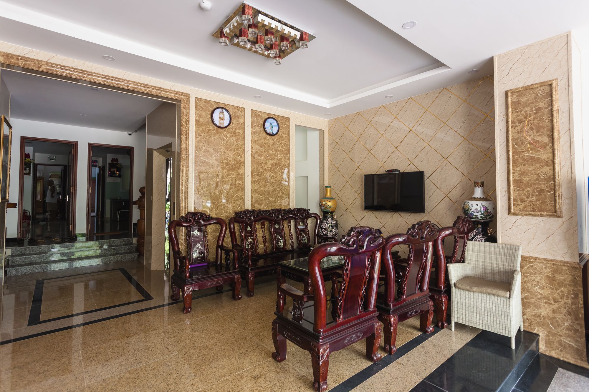 Thanh Thanh Hotel Куинён Экстерьер фото