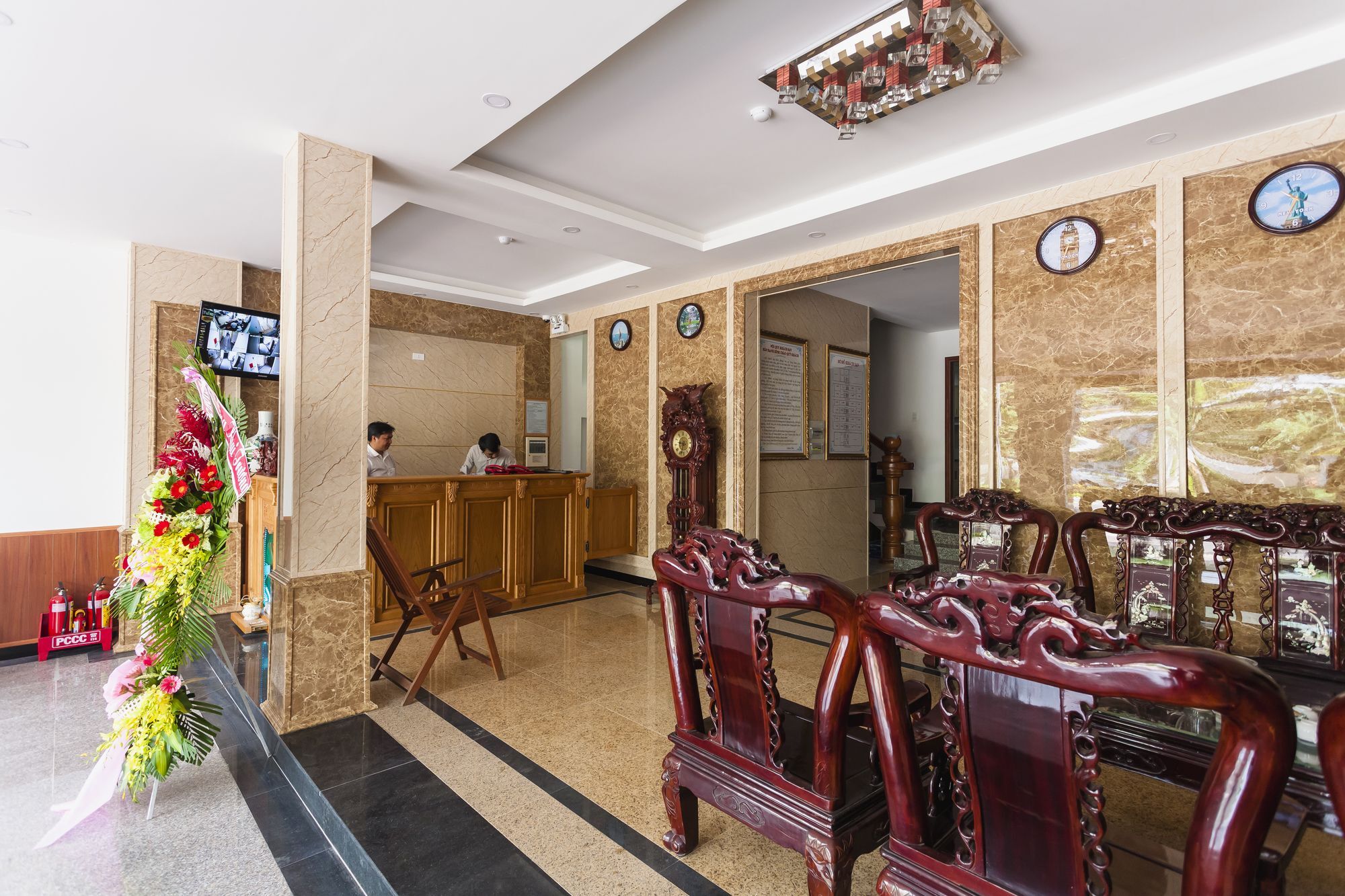 Thanh Thanh Hotel Куинён Экстерьер фото